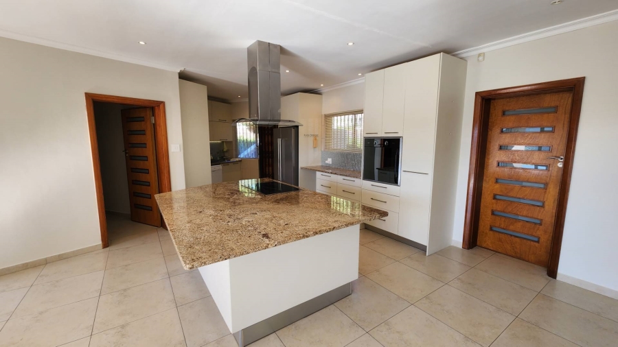 3 Bedroom Property for Sale in Vredehoek Western Cape